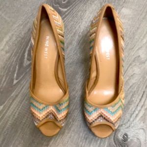 Nine West peep toes size 5 1/2